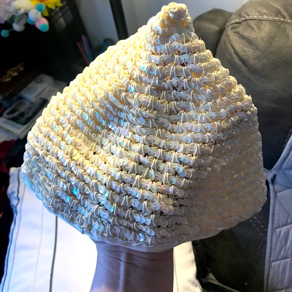 Put some sparkle back with this hat!